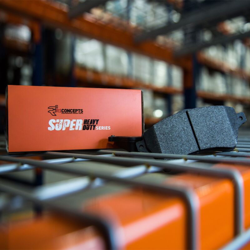 R1 2009-2024 Chevrolet Express 4500 Front/Rear R1 Super Duty Pads & Hardware Kit