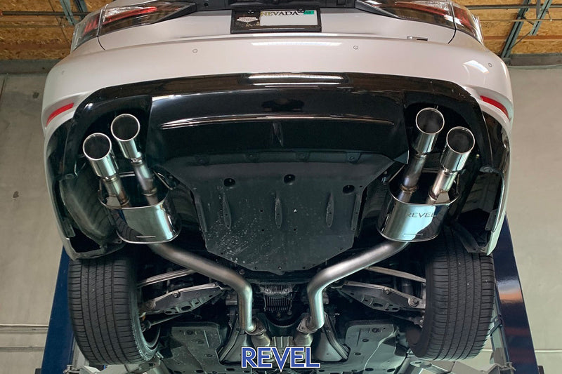 Escape Catback Revel Medallion Touring-S - Silenciador doble / Punta cuádruple / Sección trasera 16-17 Lexus GS F