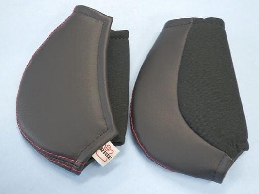 Almohadilla lateral de novia para Gias y Stradias (cuero negro)
