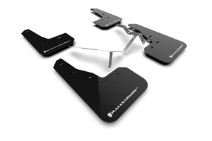 Rally Armor 2022 Honda Civic (Incl. Si/Sport/Touring) UR Faldilla guardabarros negra con logotipo blanco (MF90-UR-BLK/WH)