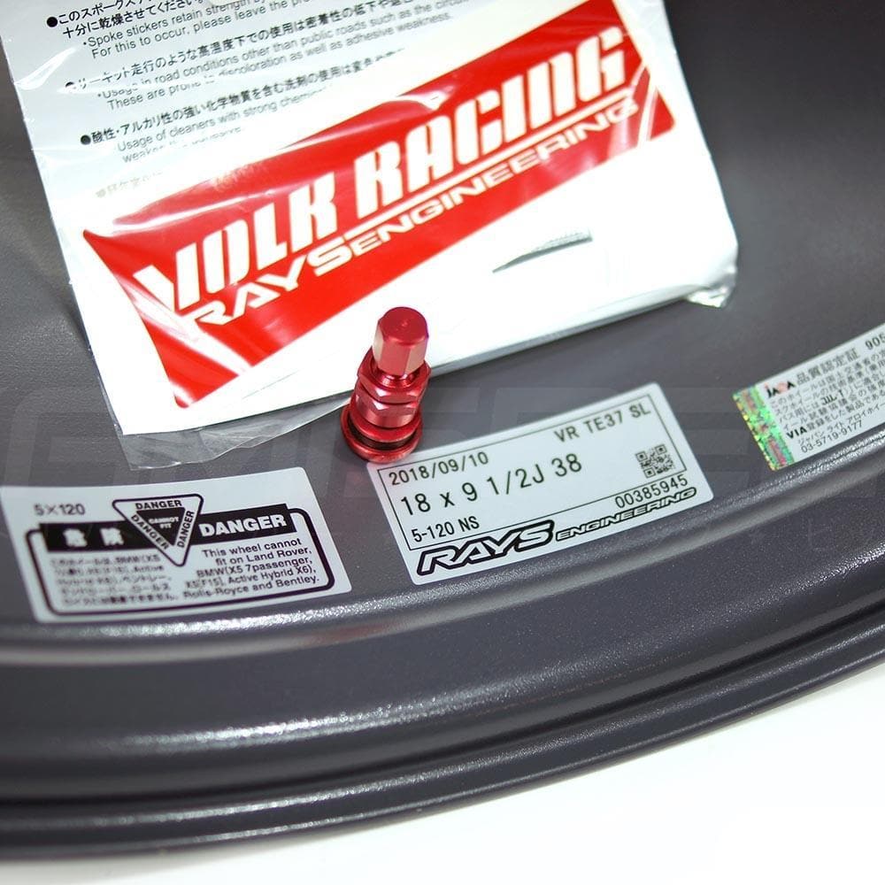 Volk Racing TE37 SL 18x9.5 +38 5x120 Mercury Silver